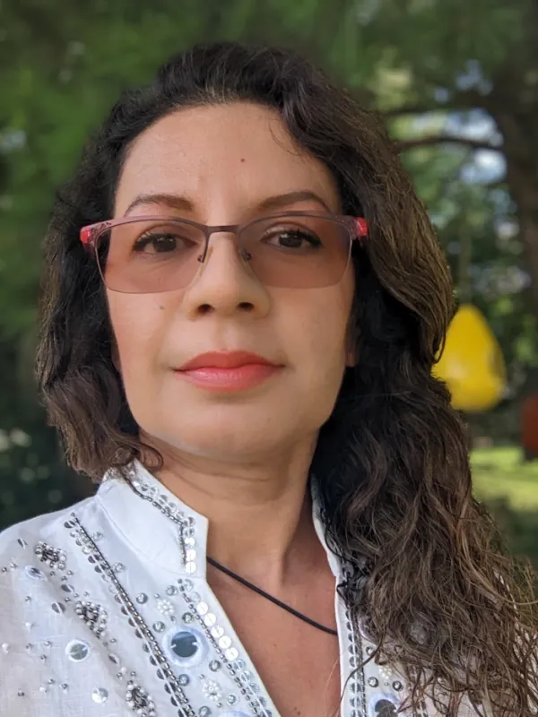Parvaneh Hosseini